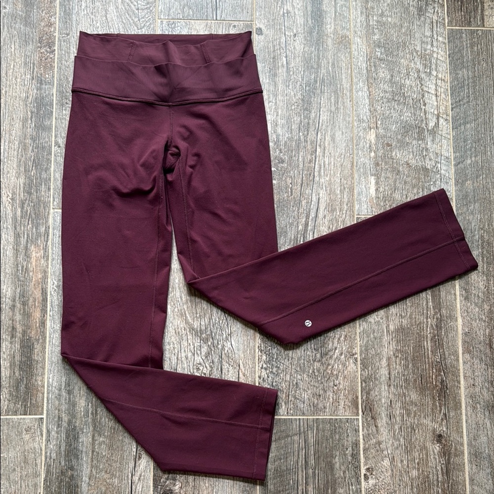 Lululemon leggings size 8